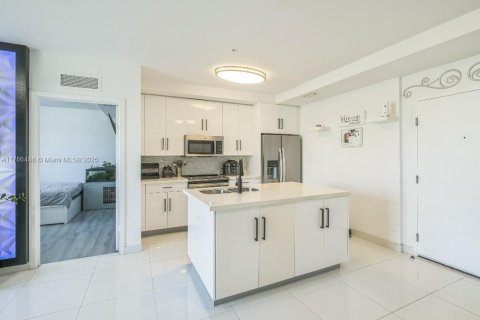 Condominio en venta en Miami, Florida, 2 dormitorios, 91.97 m2 № 1704449 - foto 4