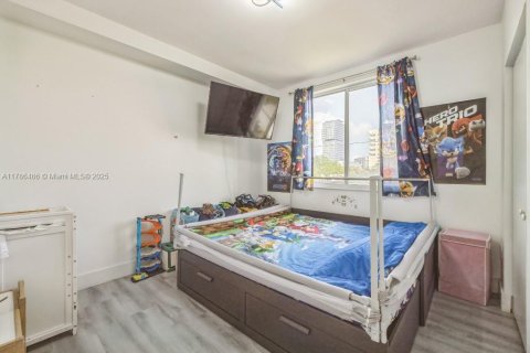Condominio en venta en Miami, Florida, 2 dormitorios, 91.97 m2 № 1704449 - foto 15