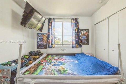 Condominio en venta en Miami, Florida, 2 dormitorios, 91.97 m2 № 1704449 - foto 16