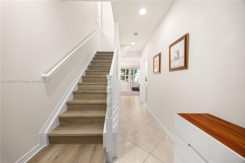 Townhouse in Hollywood, Florida 3 bedrooms, 164.34 sq.m. № 1956715 - photo 17