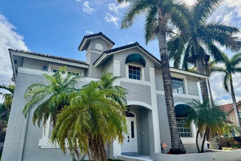 Casa en alquiler en Hollywood, Florida, 5 dormitorios, 293.2 m2 № 2045644 - foto 2
