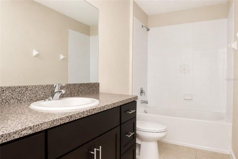 House in Ruskin, Florida 4 bedrooms, 244.8 sq.m. № 2266675 - photo 14