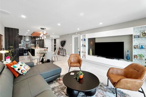 Condominio en venta en Sarasota, Florida, 1 dormitorio, 91.51 m2 № 2143404 - foto 15