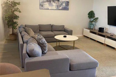 Touwnhouse à louer à Kissimmee, Floride: 4 chambres, 194.17 m2 № 2118528 - photo 10