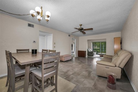 Copropriété à vendre à Clearwater, Floride: 2 chambres, 113.9 m2 № 2209010 - photo 7