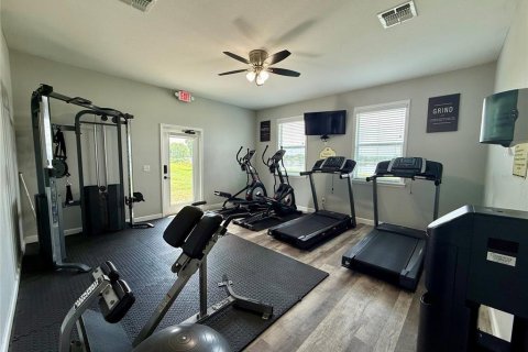 House in Winter Haven, Florida 2 bedrooms, 132.39 sq.m. № 2231286 - photo 25