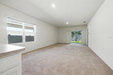 House in DeLand, Florida 3 bedrooms, 154.78 sq.m. № 2216600 - photo 17