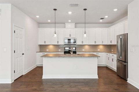 Casa en venta en Fish Hawk, Florida, 2 dormitorios, 149.76 m2 № 1886146 - foto 5