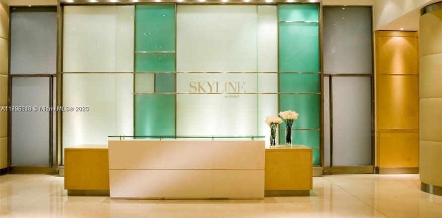 Кондоминиум с 3 спальнями в Майами, Флорида № 1959078