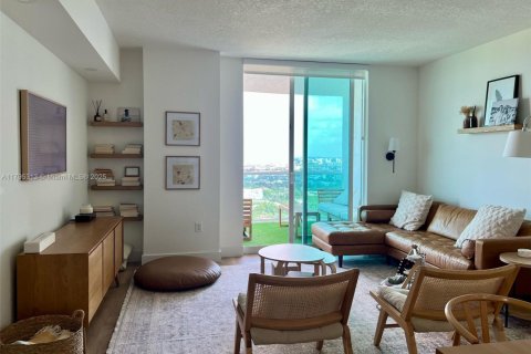 Купить кондоминиум в Майами, Флорида 3 спальни, 163.69м2, № 1959078 - фото 9