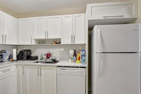 Condo in Deerfield Beach, Florida, 2 bedrooms  № 1739851 - photo 6