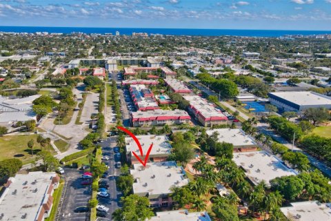 Condo in Deerfield Beach, Florida, 2 bedrooms  № 1739851 - photo 22