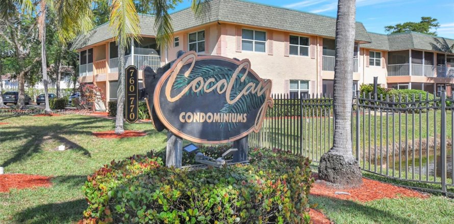 Condo in Deerfield Beach, Florida, 2 bedrooms  № 1739851