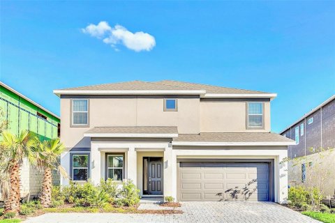 House in Kissimmee, Florida 8 bedrooms, 301.75 sq.m. № 1900366 - photo 1