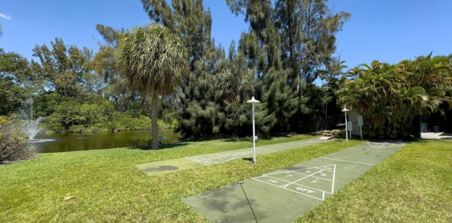Condominio en Fort Lauderdale, Florida, 2 dormitorios № 1128011