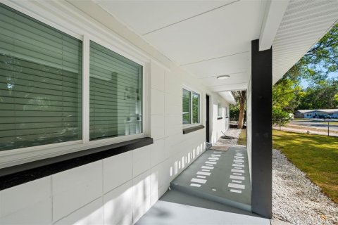 House in Gainesville, Florida 3 bedrooms, 100.8 sq.m. № 2091995 - photo 3