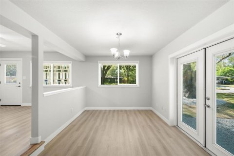 House in Gainesville, Florida 3 bedrooms, 100.8 sq.m. № 2091995 - photo 12