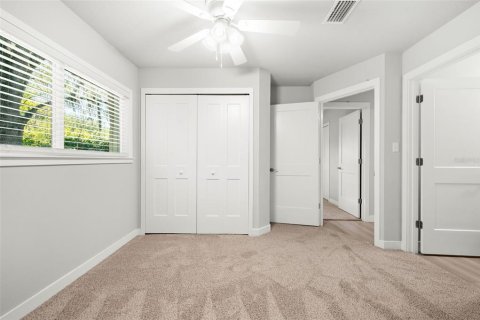House in Gainesville, Florida 3 bedrooms, 100.8 sq.m. № 2091995 - photo 19