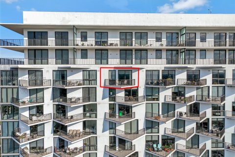 Снять в аренду кондоминиум в Дорал, Флорида 1 спальня, 71.44м2, № 1986050 - фото 26