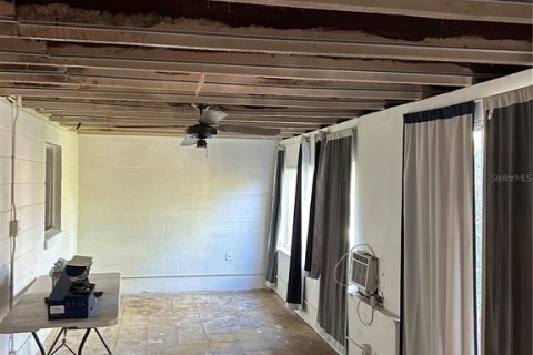 Villa ou maison à vendre à Umatilla, Floride: 2 chambres, 113.15 m2 № 2103420 - photo 12