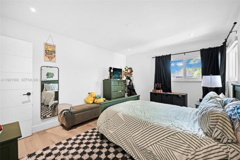 Villa ou maison à vendre à Miami, Floride: 4 chambres № 2043173 - photo 24