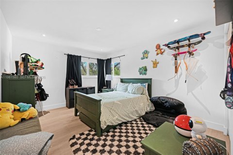 Villa ou maison à vendre à Miami, Floride: 4 chambres № 2043173 - photo 23