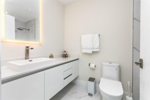 Copropriété à vendre à Riviera Beach, Floride: 2 chambres № 2158520 - photo 17