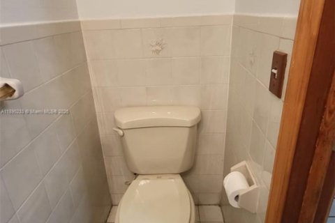 Copropriété à louer à Hialeah, Floride: 2 chambres, 82.96 m2 № 1946845 - photo 13