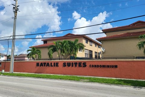 Copropriété à louer à Hialeah, Floride: 2 chambres, 82.96 m2 № 1946845 - photo 5