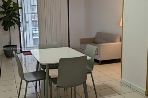 Copropriété à louer à Hialeah, Floride: 2 chambres, 82.96 m2 № 1946845 - photo 6