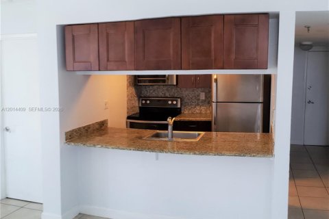 Copropriété à louer à Miami, Floride: 2 chambres, 84.91 m2 № 2076422 - photo 7