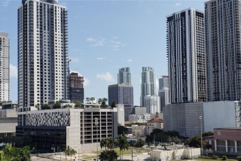 Copropriété à louer à Miami, Floride: 2 chambres, 84.91 m2 № 2076422 - photo 14
