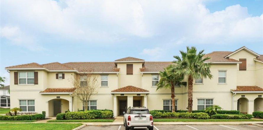 Townhouse in Davenport, Florida 4 bedrooms, 176.7 sq.m. № 1732981