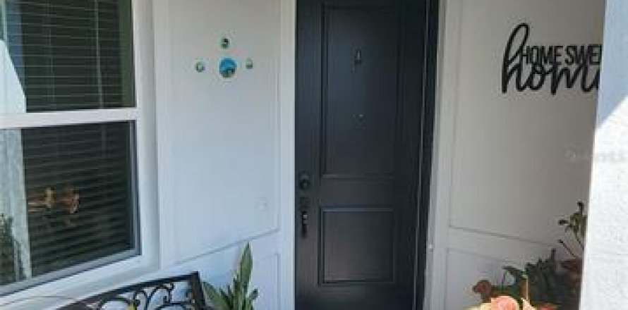 Duplex in TOHOQUA in Kissimmee, Florida 3 bedrooms, 146.69 sq.m. № 2213478
