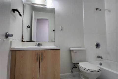 Купить кондоминиум в Майами-Бич, Флорида 1 спальня, 61.87м2, № 2038009 - фото 27