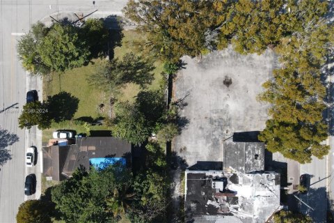 Купить виллу или дом в Майами, Флорида 5 спален, 183.11м2, № 2079560 - фото 17