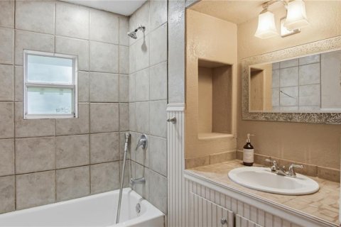 Villa ou maison à vendre à Dunnellon, Floride: 4 chambres, 213.4 m2 № 2427491 - photo 19
