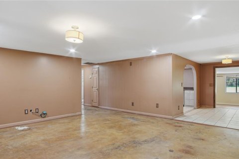 Villa ou maison à vendre à Dunnellon, Floride: 4 chambres, 213.4 m2 № 2427491 - photo 16