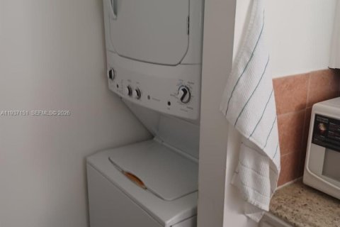 Купить кондоминиум в Хомстед, Флорида 2 спальни, 80.17м2, № 1995075 - фото 13