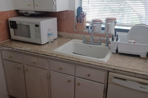 Купить кондоминиум в Хомстед, Флорида 2 спальни, 80.17м2, № 1995075 - фото 10