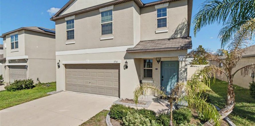 Villa ou maison à Ruskin, Floride 4 chambres, 177.81 m2 № 2429220
