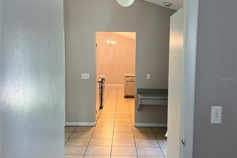 House in Ocala, Florida 3 bedrooms, 146.88 sq.m. № 1760547 - photo 18