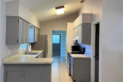 House in Ocala, Florida 3 bedrooms, 146.88 sq.m. № 1760547 - photo 7