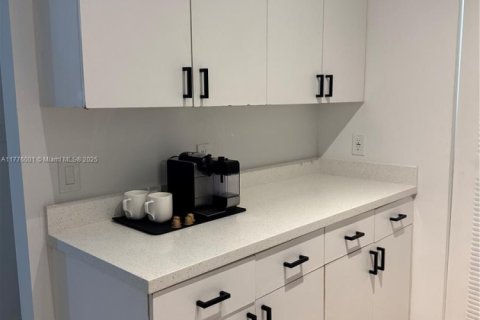 Снять в аренду кондоминиум в Авентура, Флорида 2 спальни, 102.19м2, № 1958731 - фото 9