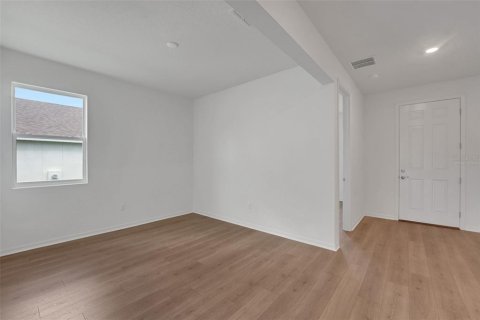 Casa en venta en Dade City, Florida, 4 dormitorios, 196.12 m2 № 2387500 - foto 6