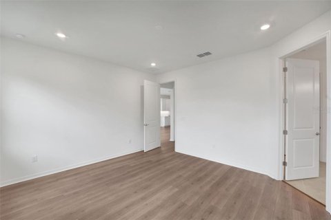 Casa en venta en Dade City, Florida, 4 dormitorios, 196.12 m2 № 2387500 - foto 16