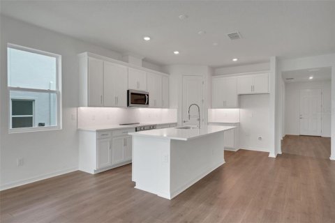 Casa en venta en Dade City, Florida, 4 dormitorios, 196.12 m2 № 2387500 - foto 10