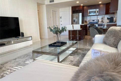 Condominio en alquiler en Hollywood, Florida, 2 dormitorios, 101.26 m2 № 1961222 - foto 7