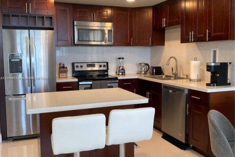 Condominio en alquiler en Hollywood, Florida, 2 dormitorios, 101.26 m2 № 1961222 - foto 22