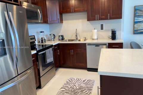 Condominio en alquiler en Hollywood, Florida, 2 dormitorios, 101.26 m2 № 1961222 - foto 6